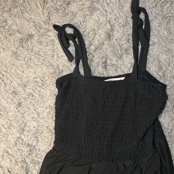 Contact me for photos of it on a model. - Picture 2 of 4